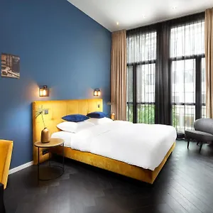Court Centre Hotel