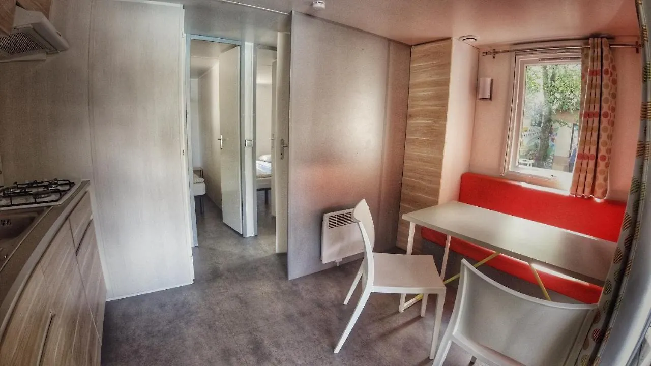 Camping Sokol Praha Villa