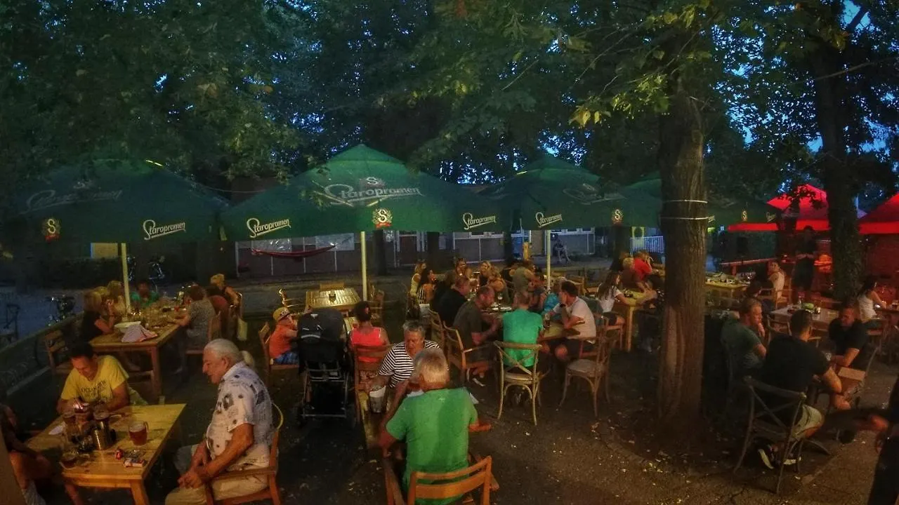 Camping Sokol Praha Villa Holiday park