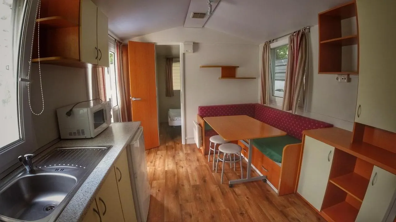 Camping Sokol Praha Villa Holiday park